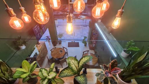 عکس کافه کیک باران