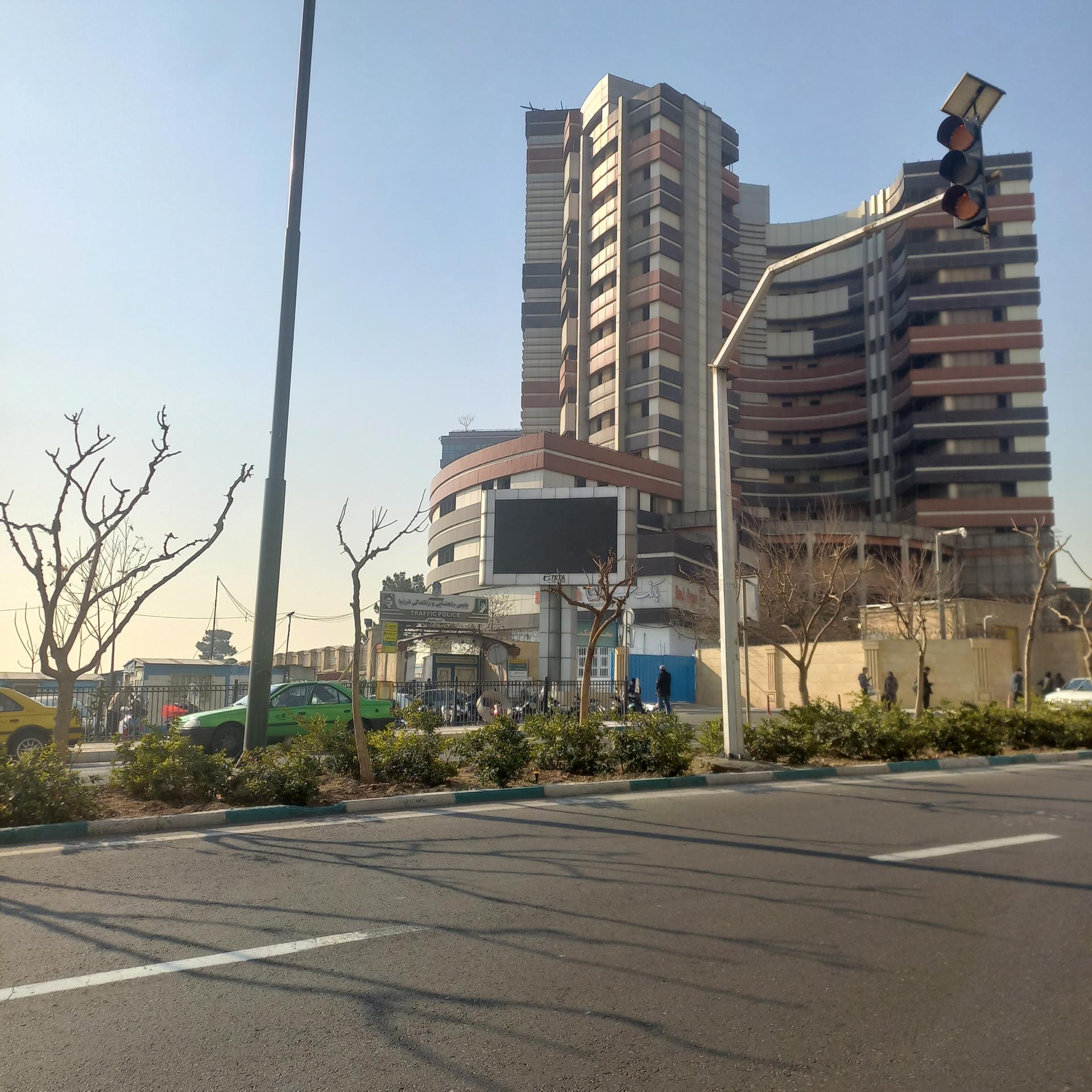 عکس مرکز صدور گواهینامه پلیس راهور ناجا تهران