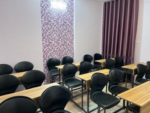 عکس دبیرستان غیردولتی دخترانه فَرنو