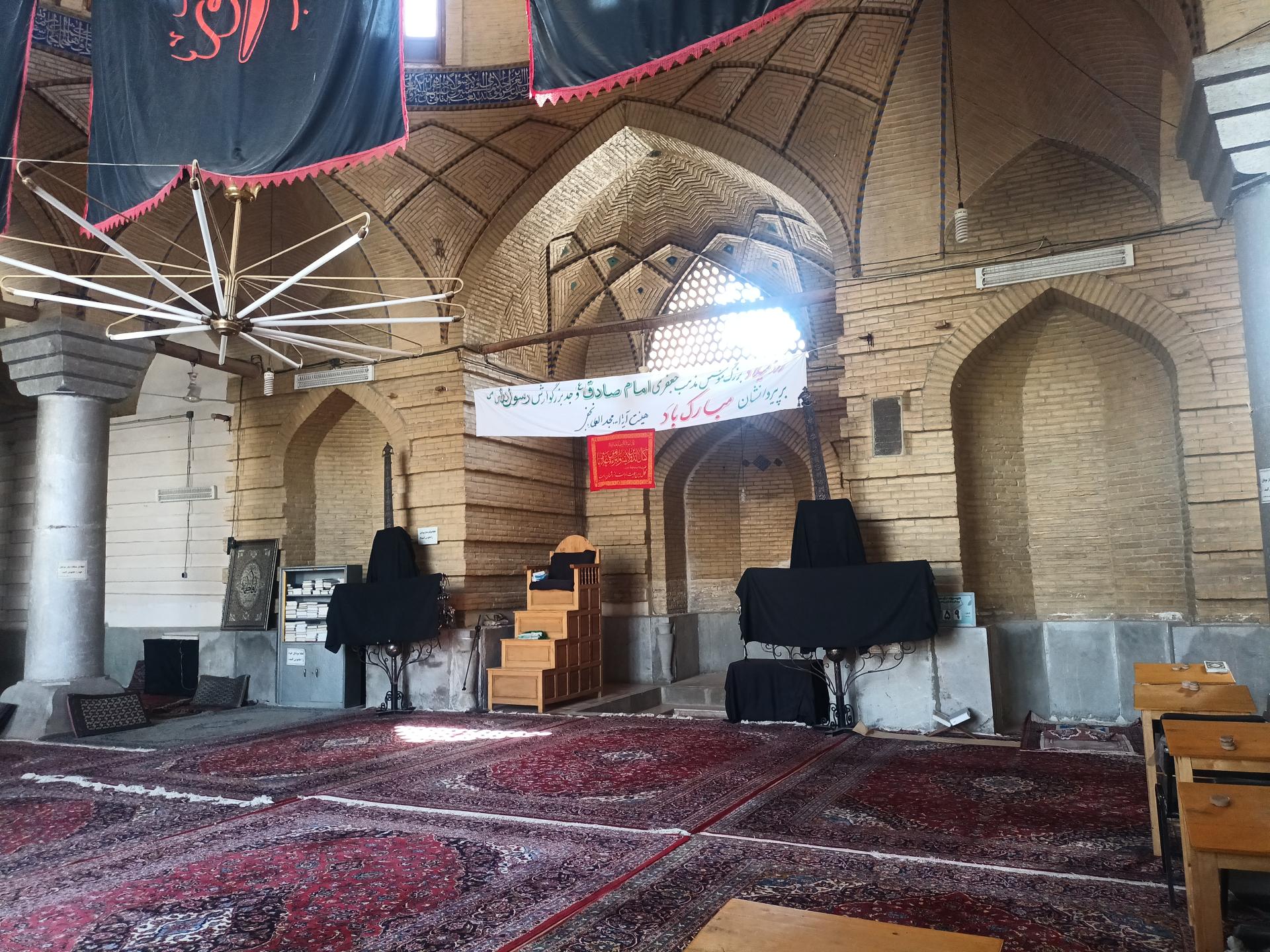 عکس درب اصلی مسجد نو بازار