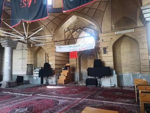 عکس درب اصلی مسجد نو بازار