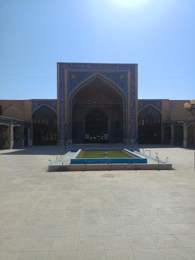 عکس درب اصلی مسجد نو بازار