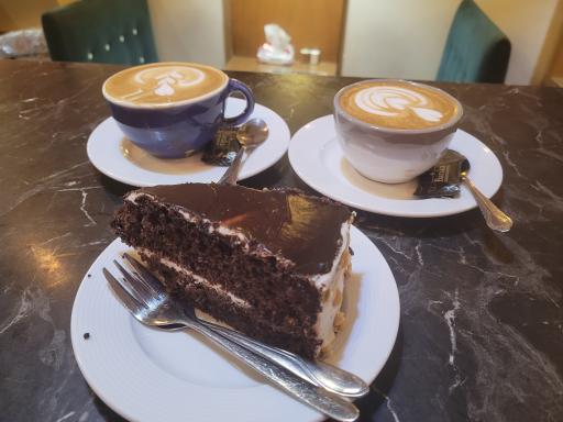 عکس کافی شاپ آن دو