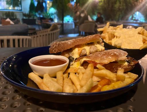 عکس کافه کاربن