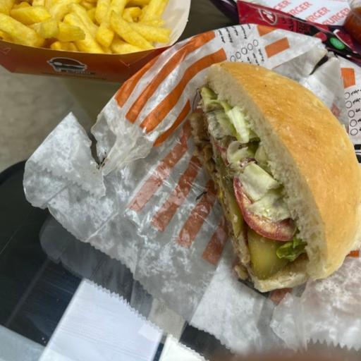 عکس پیزا مهتاب شعبه 1