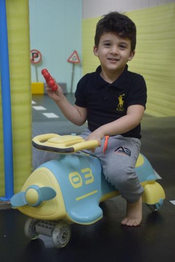 عکس خانه بازی کودک رز