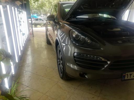 عکس تشخیص رنگ خودرو متخصص