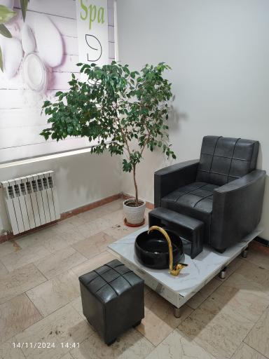 آرایشگاه مردانه و ماساژ دیزا