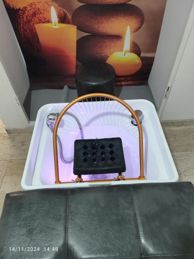 عکس آرایشگاه مردانه و ماساژ دیزا