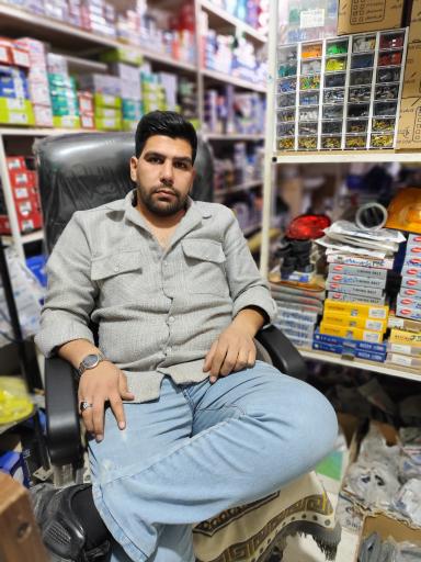 لوازم یدکی صالح طاهری زاده