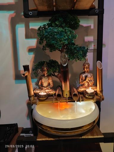 عکس آرایشگاه مردانه و ماساژ دیزا