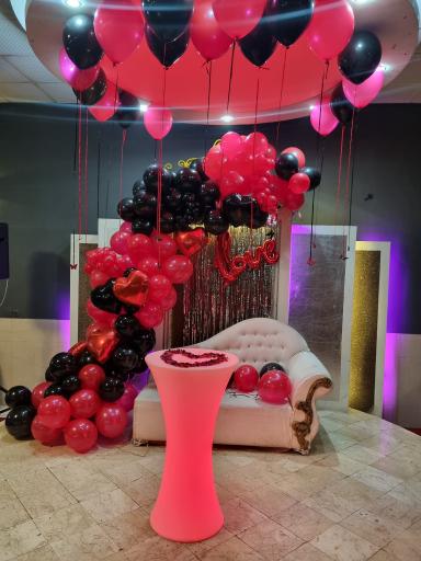 عکس باغ رستوران دومینو (جمیرا سابق)