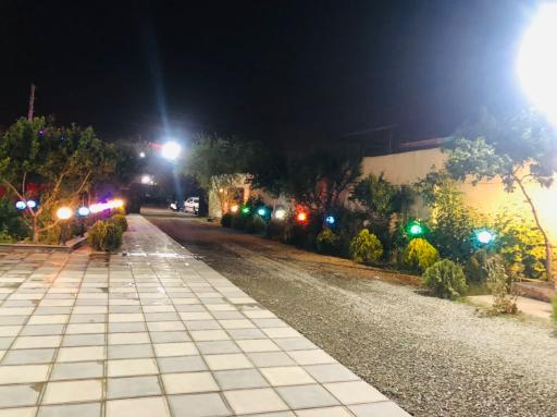 عکس باغ رستوران شاندیز ماندگار