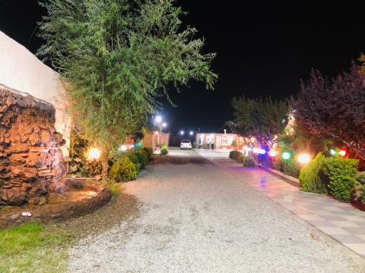 عکس باغ رستوران شاندیز ماندگار