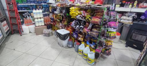 عکس سوپر مارکت عمو مصطفی