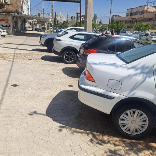 عکس نمایشگاه اتومبیل فرهادی