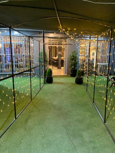 عکس کافی شاپ بلک