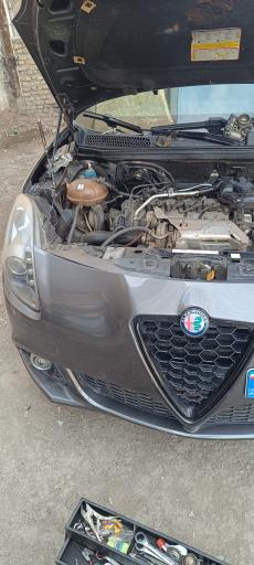 عکس اتومکانیک و امداد خودرو باقری