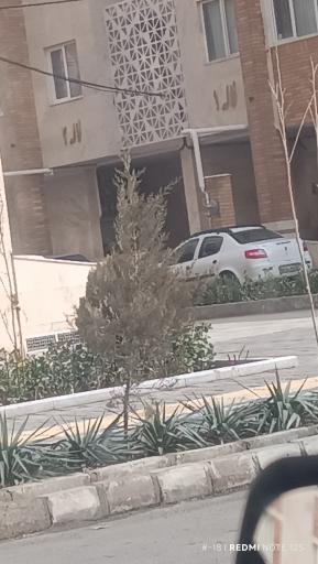 عکس مجتمع‌ مسکونی لاله ۱ و ۲