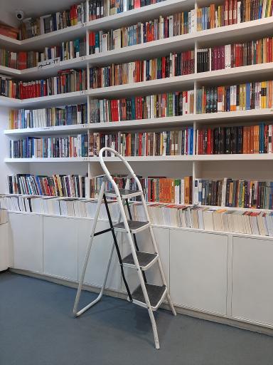 عکس دنیای کتاب