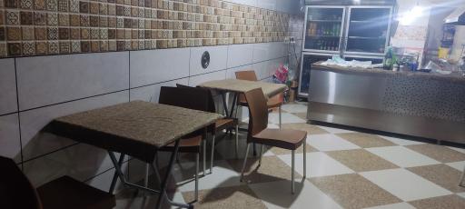 عکس رستوران و بیرون بر مال کنون