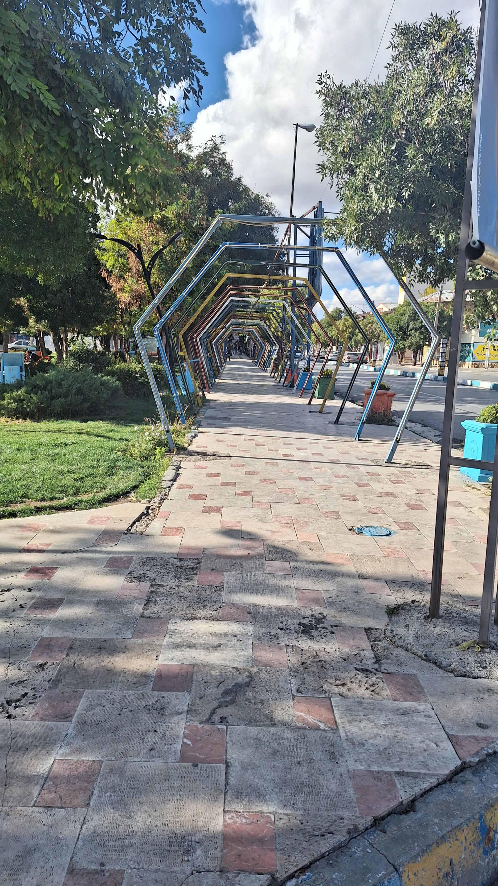 عکس تونل آرزوها