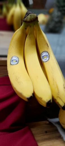 عکس میوه و سبزی مریوان فروت