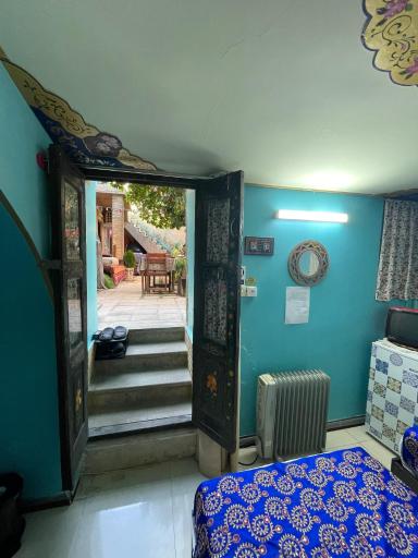 هتل سنتی ترنجستان