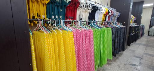 عکس ارزانسرای مستر لباس تبریز