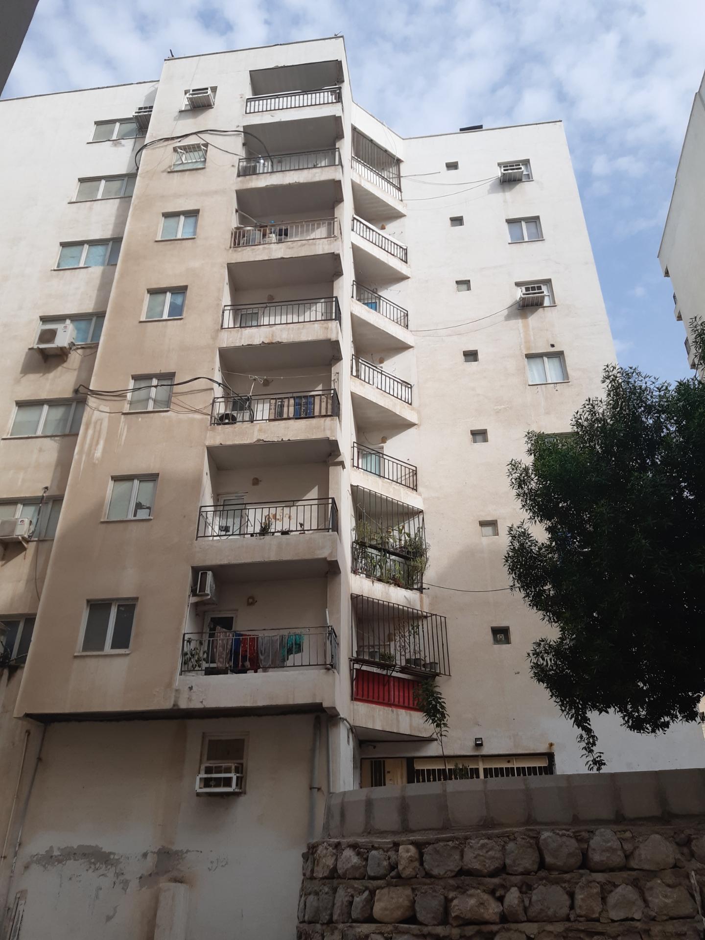 عکس مجتمع مسکونی هنگام بلوک ۲۰