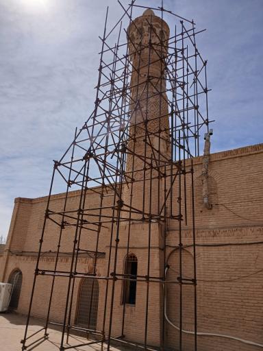 عکس منار جنبان سلجوقی  امامزاده محمد   بسطام 