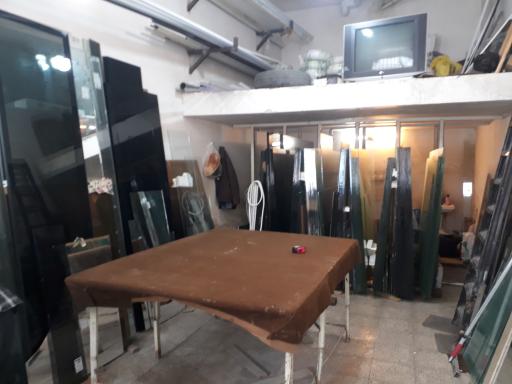 عکس شیشه سکوریت احمدی