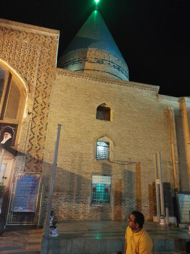 عکس منار جنبان سلجوقی  امامزاده محمد   بسطام 