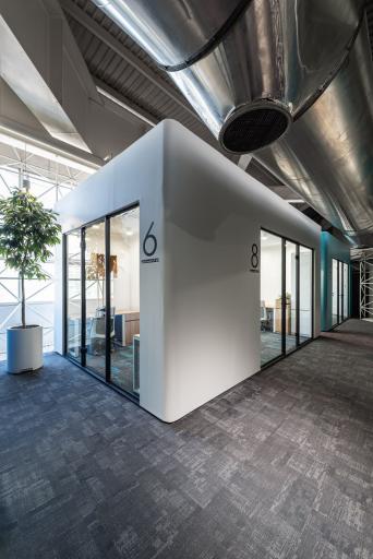 عکس کارخانه نوآوری گفتگو