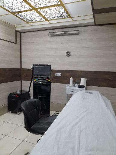 عکس کلینیک زیبایی دکتر عطیه سادات امامی