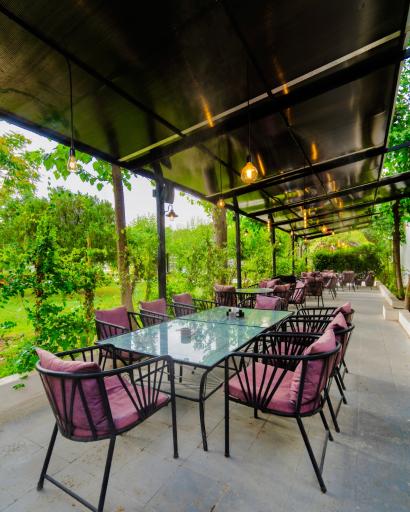 عکس کافه استودیو لبخند