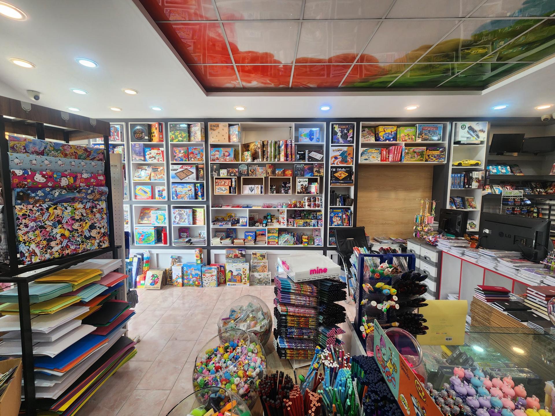 عکس لوازم تحریر میلانو