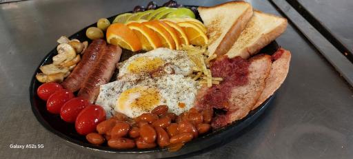 عکس رستوران سنتی خوشه