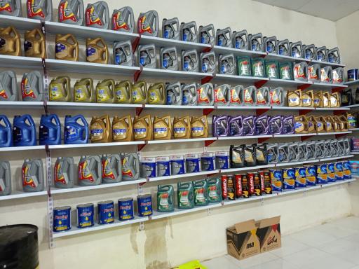 عکس تعویض روغن روشنگر 