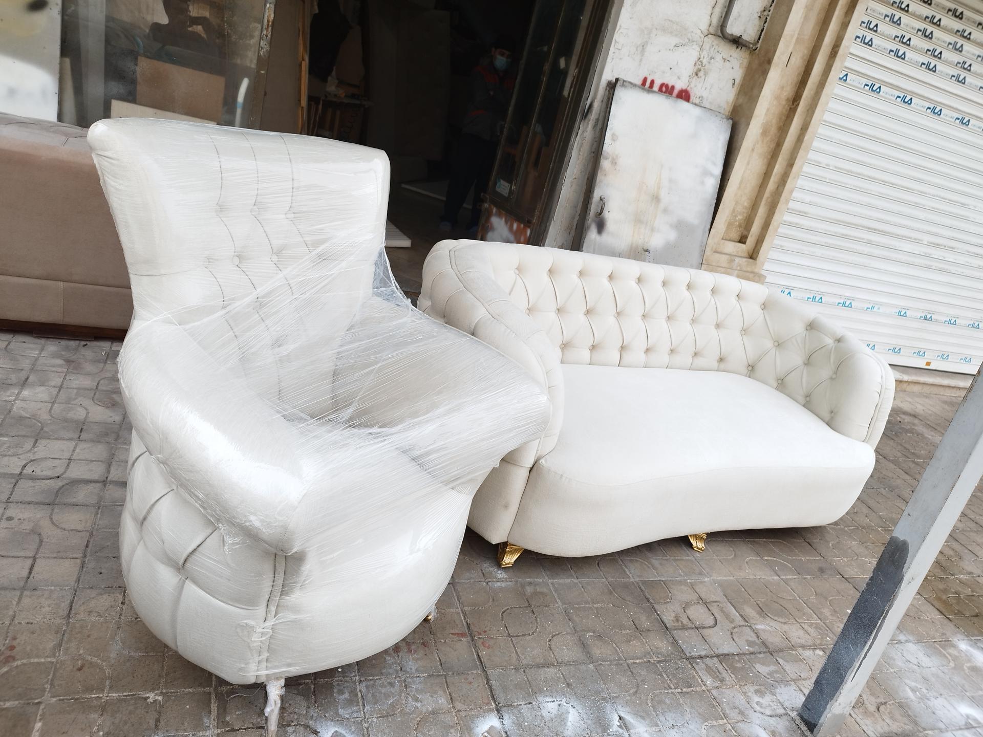 عکس تعمیرات مبل پاشنگ