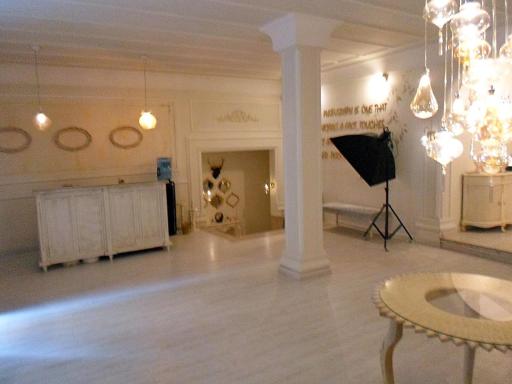 عکس آتلیه عکاسی سحر دهقان (استودیو گیلاس)