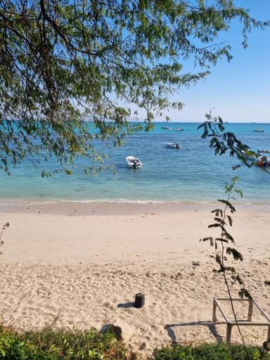 عکس ساحل مارینا کیش