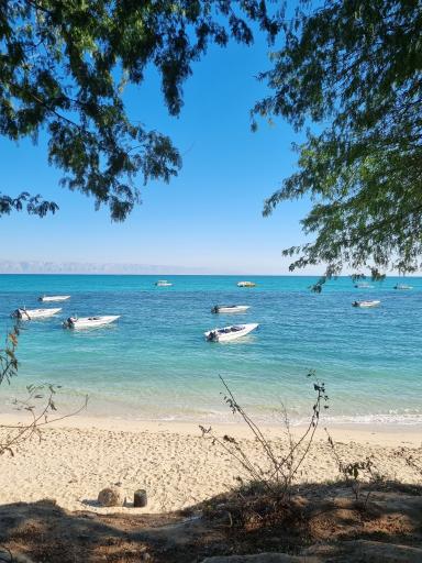 عکس ساحل مارینا کیش