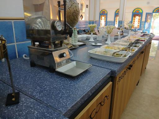 عکس عمارت سلمان فارسی