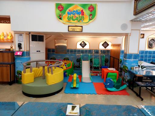 عکس عمارت سلمان فارسی