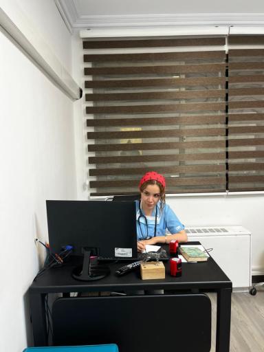 عکس کلینیک دامپزشکی سفید