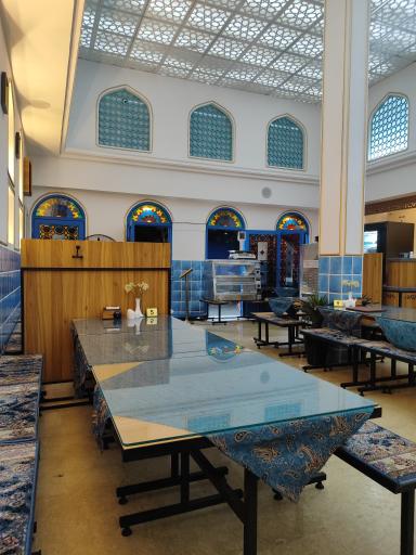 عکس عمارت سلمان فارسی