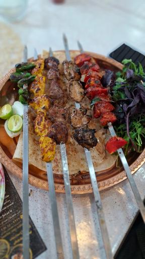 عکس کبابخانه باوکی اسامه 