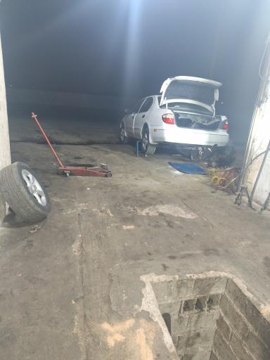 عکس مکانیکی حسن پور