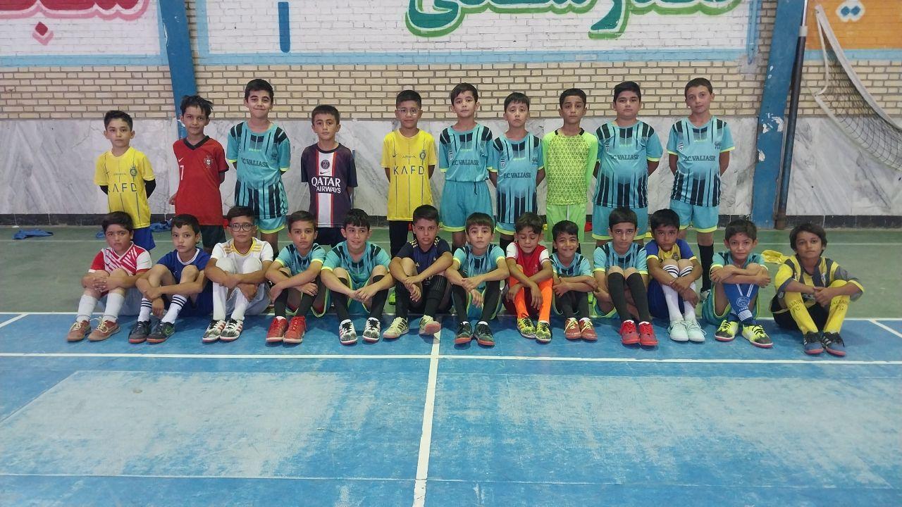 عکس زمین فوتبال مجتمع ورزشی خلیج فارس ایور